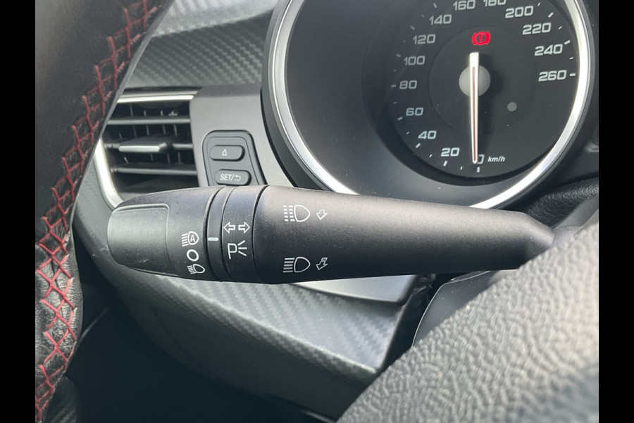 Alfa Romeo Giulietta 1.750 Turbo 241pk Veloce Automaat Carbon Carplay Sport-Stoelen Nav/Cruise Voll.Onderhouden!