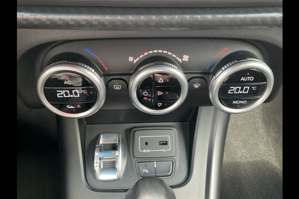 Alfa Romeo Giulietta 1.750 Turbo 241pk Veloce Automaat Carbon Carplay Sport-Stoelen Nav/Cruise Voll.Onderhouden!