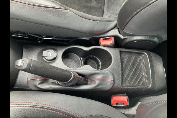 Alfa Romeo Giulietta 1.750 Turbo 241pk Veloce Automaat Carbon Carplay Sport-Stoelen Nav/Cruise Voll.Onderhouden!