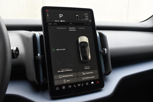 Volvo EX30 272PK Ext. Range Core / Adaptieve Cruise Control/ Climate Pack / Extra getint glas / Dodehoek Detectie / Parkeersensoren/ Achteruitrijcamera/ Warmtepomp/ Google Services/