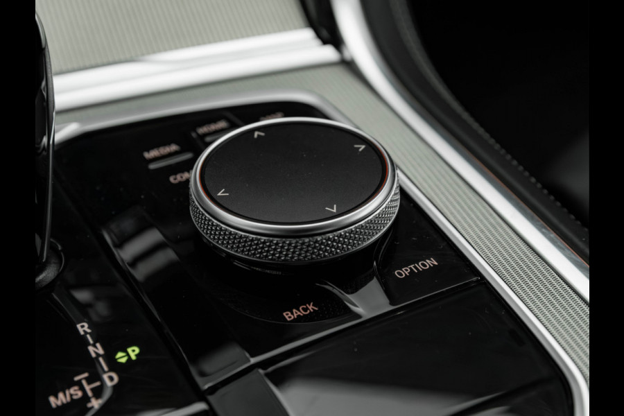 BMW 8 Serie 840i Coupé - High Executive - Driving Ass Prof - Laserlight - Soft Close Portieren