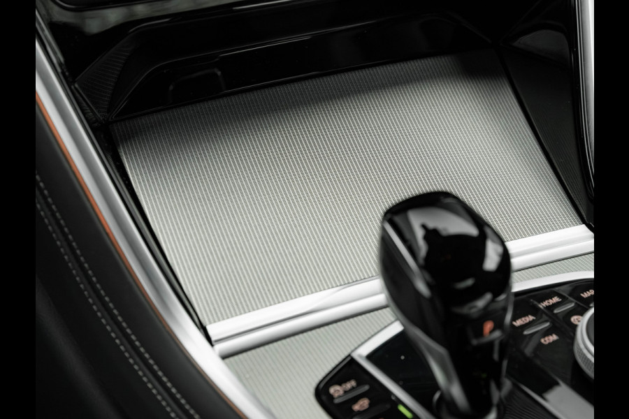 BMW 8 Serie 840i Coupé - High Executive - Driving Ass Prof - Laserlight - Soft Close Portieren