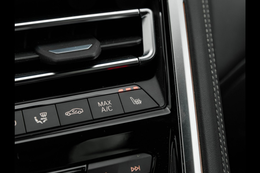 BMW 8 Serie 840i Coupé - High Executive - Driving Ass Prof - Laserlight - Soft Close Portieren