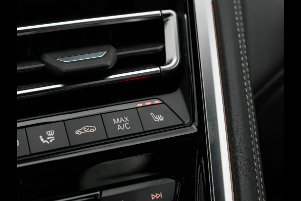 BMW 8 Serie 840i Coupé - High Executive - Driving Ass Prof - Laserlight - Soft Close Portieren