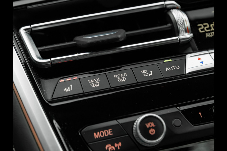 BMW 8 Serie 840i Coupé - High Executive - Driving Ass Prof - Laserlight - Soft Close Portieren