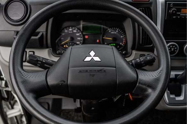 FUSO Canter 3C15 | Bakwagen met laadklep | Automaat | 1000KG Laadklep | Airco