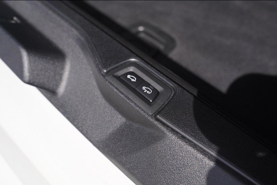 BMW X5 XDrive40i High Executive 7p. | Dealer onderhouden | Luxe leder | AdaptieveCruise | Lane Assist | LED | Starlight | 7 zitter