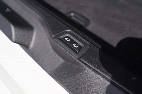 BMW X5 XDrive40i High Executive 7p. | Dealer onderhouden | Luxe leder | AdaptieveCruise | Lane Assist | LED | Starlight | 7 zitter