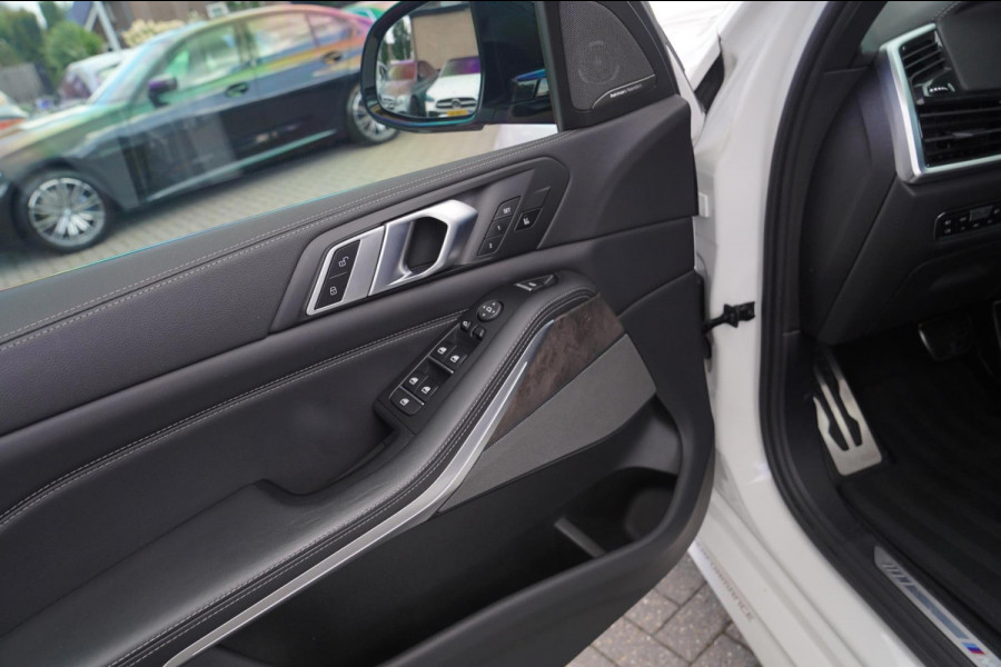 BMW X5 XDrive40i High Executive 7p. | Dealer onderhouden | Luxe leder | AdaptieveCruise | Lane Assist | LED | Starlight | 7 zitter