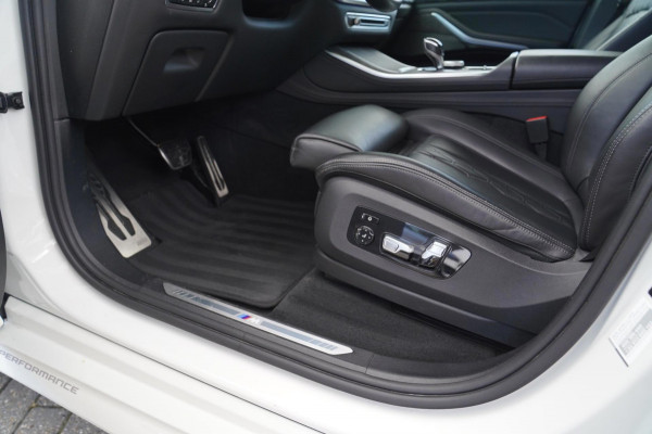 BMW X5 XDrive40i High Executive 7p. | Dealer onderhouden | Luxe leder | AdaptieveCruise | Lane Assist | LED | Starlight | 7 zitter