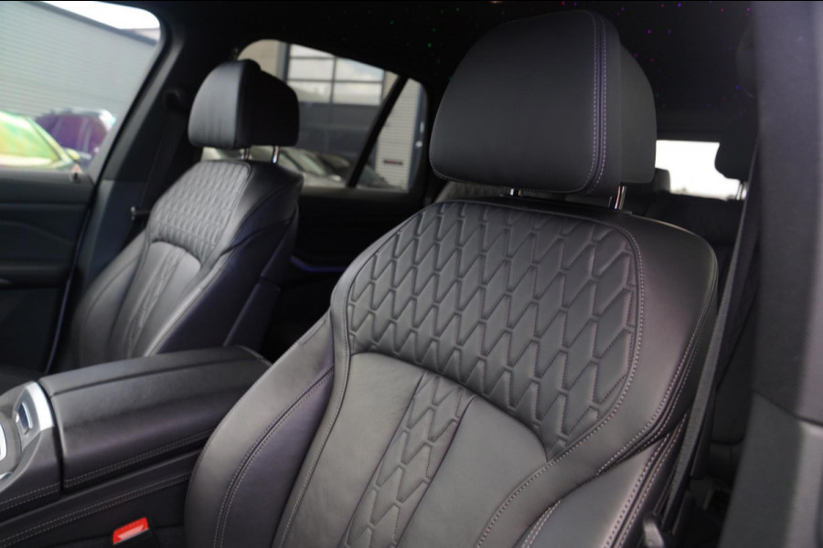 BMW X5 XDrive40i High Executive 7p. | Dealer onderhouden | Luxe leder | AdaptieveCruise | Lane Assist | LED | Starlight | 7 zitter