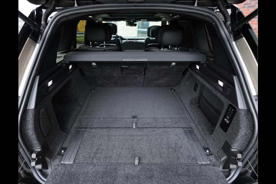 Land Rover Range Rover P550e Autobiography | 23Inch SV - Meridian Signature