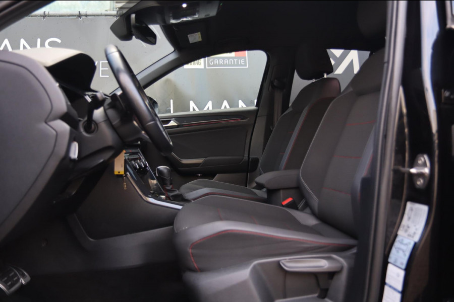 Volkswagen T-Roc 1.5 TSI R-Line / VIRTUAL / CAMERA / ACC / CARPLAY / STOELVERW