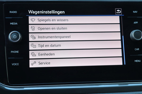 Volkswagen T-Roc 1.5 TSI R-Line / VIRTUAL / CAMERA / ACC / CARPLAY / STOELVERW