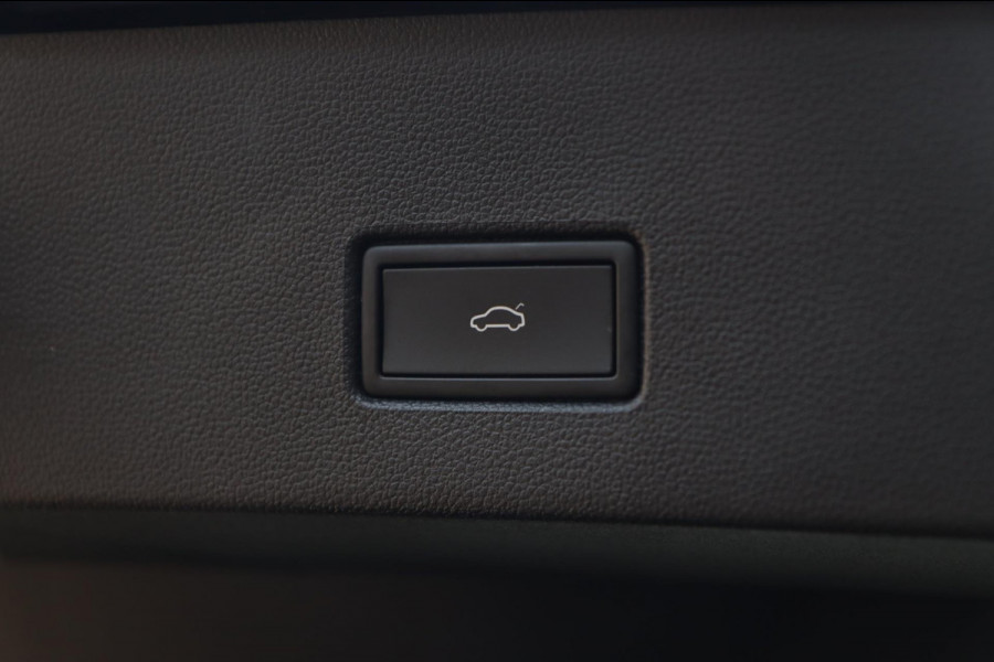 Volkswagen T-Roc 1.5 TSI R-Line / VIRTUAL / CAMERA / ACC / CARPLAY / STOELVERW