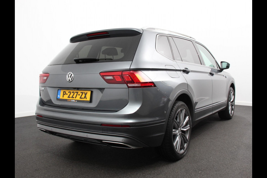 Volkswagen Tiguan Allspace 1.5 TSI DSG Comfortline 7p. | Climate Control | Camera | Parkeer sensoren | Trekhaak | Electrisch bedienbare achterklep | Stoelverwarming
