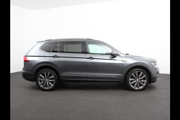 Volkswagen Tiguan Allspace 1.5 TSI DSG Comfortline 7p. | Climate Control | Camera | Parkeer sensoren | Trekhaak | Electrisch bedienbare achterklep | Stoelverwarming