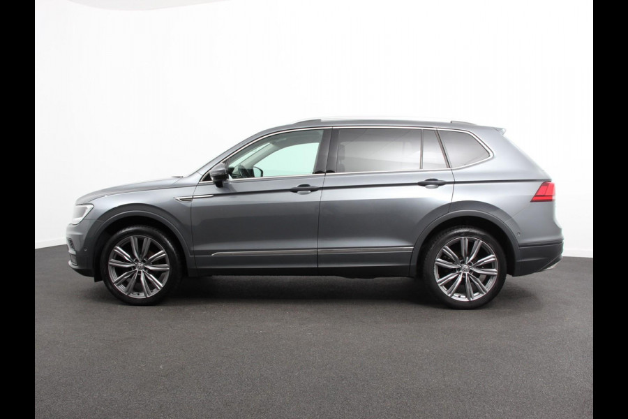 Volkswagen Tiguan Allspace 1.5 TSI DSG Comfortline 7p. | Climate Control | Camera | Parkeer sensoren | Trekhaak | Electrisch bedienbare achterklep | Stoelverwarming