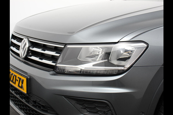 Volkswagen Tiguan Allspace 1.5 TSI DSG Comfortline 7p. | Climate Control | Camera | Parkeer sensoren | Trekhaak | Electrisch bedienbare achterklep | Stoelverwarming