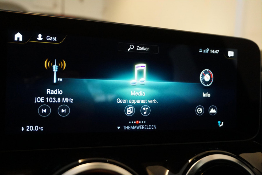 Mercedes-Benz B-Klasse 180 Business Solution Aut7 Night | NAP | Rijkelijk uitgevoerd | Apple Carplay | Camera | Parkeer assistent | Sportinterieur | Cruise + Lane | Sportvelgen | etc