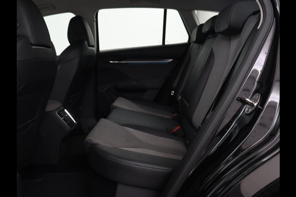 Škoda ENYAQ iV 80 | Trekhaak | Camera | Stuurverwarming | Carplay | Navigatie | 19'' | Full LED | Cruise control | Half leder | Parkeerhulp | Climate control