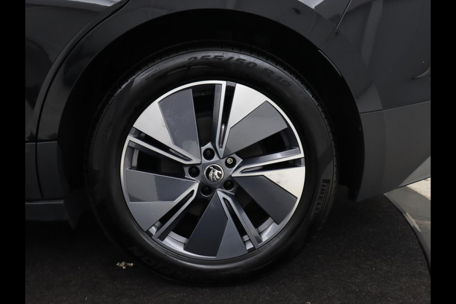 Škoda ENYAQ iV 80 | Trekhaak | Camera | Stuurverwarming | Carplay | Navigatie | 19'' | Full LED | Cruise control | Half leder | Parkeerhulp | Climate control