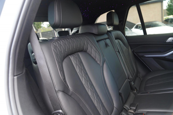 BMW X5 XDrive40i High Executive 7p. | Dealer onderhouden | Luxe leder | AdaptieveCruise | Lane Assist | LED | Starlight | 7 zitter