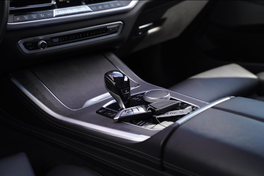 BMW X5 XDrive40i High Executive 7p. | Dealer onderhouden | Luxe leder | AdaptieveCruise | Lane Assist | LED | Starlight | 7 zitter