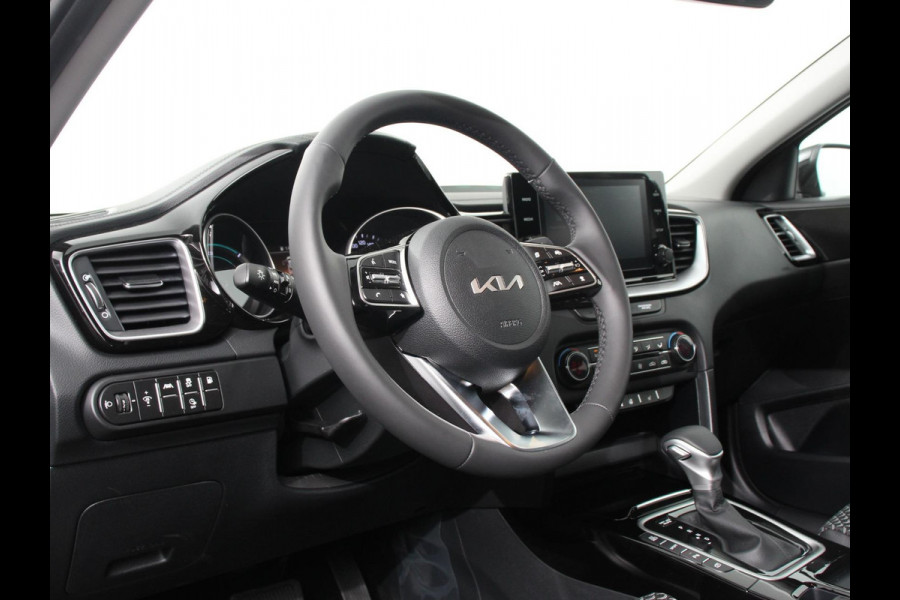 Kia Xceed 1.6 GDi PHEV DynamicLine | DEMO ! | Navigatie | Camera | Climate Control | Cruise control adaptive | Lane assist | Lichtmetalen Velgen | Stoelverwarming