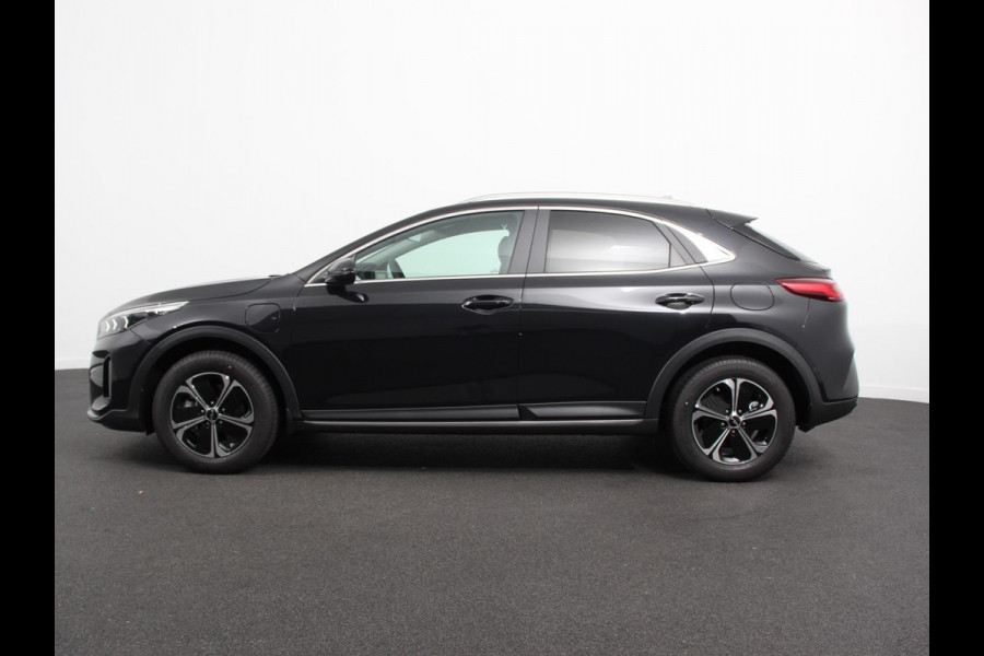 Kia Xceed 1.6 GDi PHEV DynamicLine | DEMO ! | Navigatie | Camera | Climate Control | Cruise control adaptive | Lane assist | Lichtmetalen Velgen | Stoelverwarming