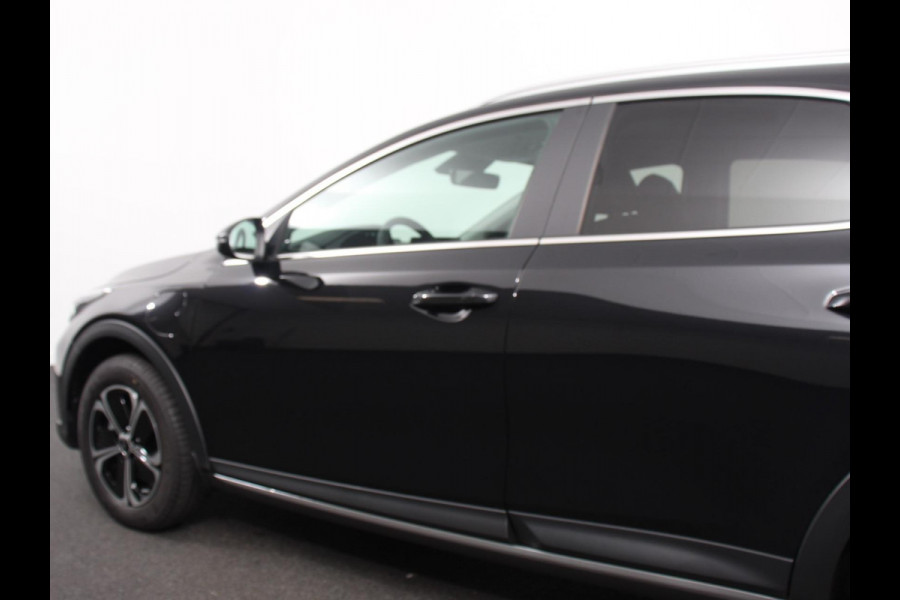 Kia Xceed 1.6 GDi PHEV DynamicLine | DEMO ! | Navigatie | Camera | Climate Control | Cruise control adaptive | Lane assist | Lichtmetalen Velgen | Stoelverwarming