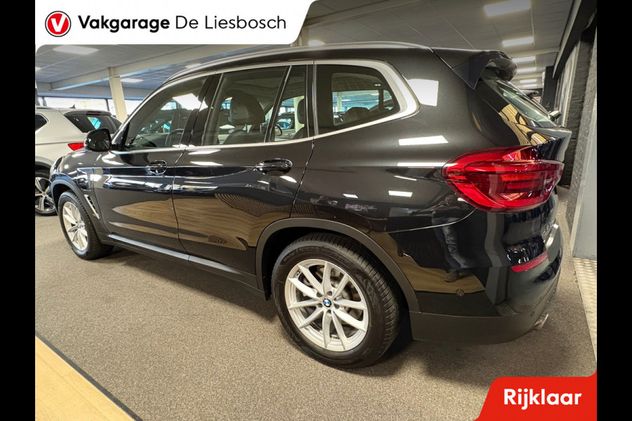 BMW X3 XDrive30e eDrive Edition / Panorama-dak / trekhaak / leder / head-up