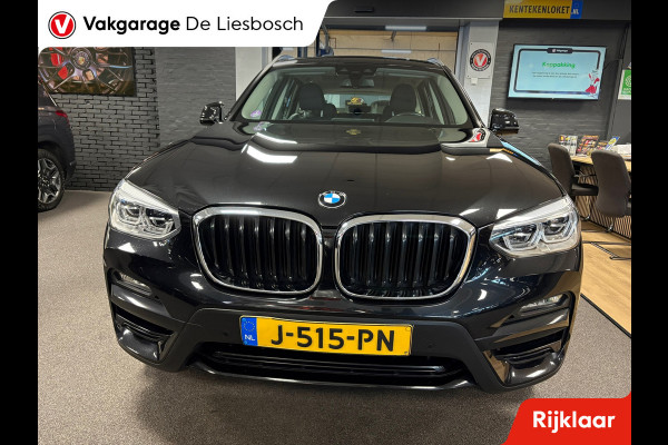 BMW X3 XDrive30e eDrive Edition / Panorama-dak / trekhaak / leder / head-up