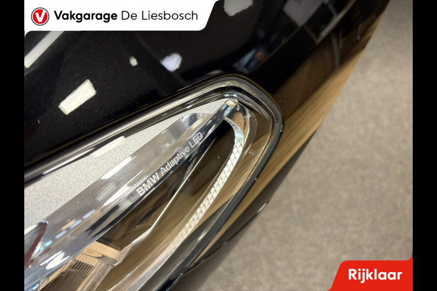 BMW X3 XDrive30e eDrive Edition / Panorama-dak / trekhaak / leder / head-up