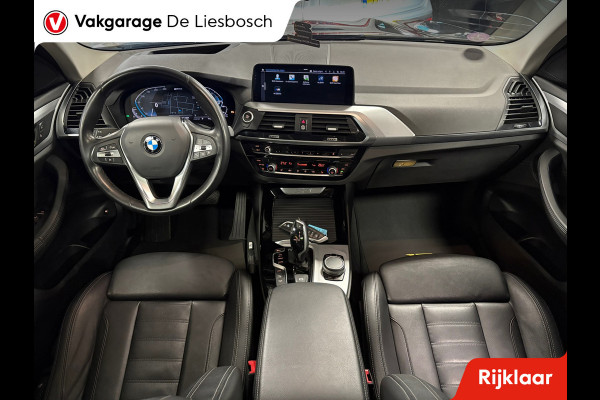 BMW X3 XDrive30e eDrive Edition / Panorama-dak / trekhaak / leder / head-up