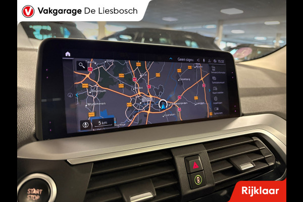 BMW X3 XDrive30e eDrive Edition / Panorama-dak / trekhaak / leder / head-up