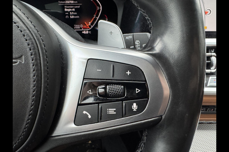 BMW 3 Serie Touring 320i High Executive M-Sport | Camera | Navigatie | DAB | 19 Inch Lichtmetalen Velgen | Lederen Bekleding |