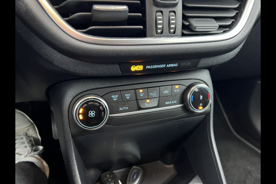 Ford Fiesta 1.0 EcoB. Titanium 1E EIGENAAR N.A.P CAMERA CRUISECONTROL