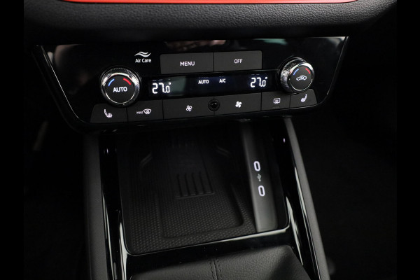 Škoda Kamiq Monte Carlo 1.0 TSI 85 kW / 115 PK SUV 7 versn. DS | Navigatie Pakket | Travel Assist Plus | Mechanisch wegklapbare trekhaak | Winter Pakket | Charging | 18 inch lichtmetalen velgen Ursa Monte Carlo