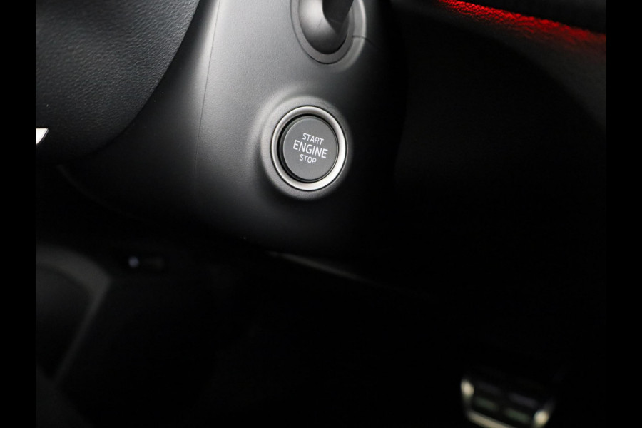 Škoda Kamiq Monte Carlo 1.0 TSI 85 kW / 115 PK SUV 7 versn. DS | Navigatie Pakket | Travel Assist Plus | Mechanisch wegklapbare trekhaak | Winter Pakket | Charging | 18 inch lichtmetalen velgen Ursa Monte Carlo