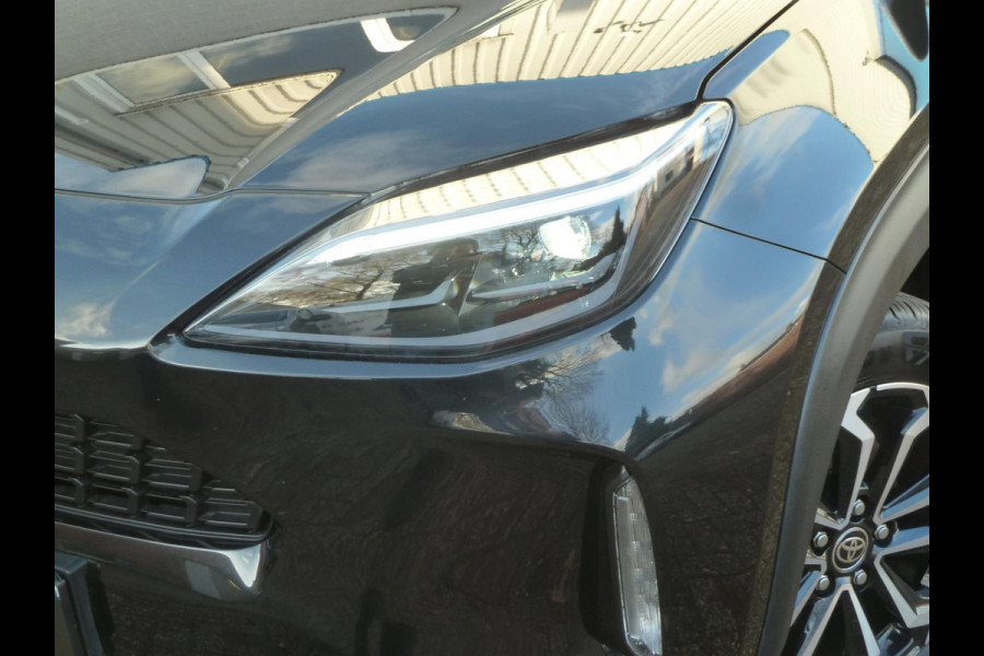 Toyota Yaris Cross 1.5 Hybrid 115 First Edition|Stoel/Stuurverwarming|Adaptive-Cruise|Keyless-Entry/Go|Lane-Assist