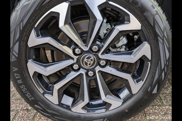 Toyota Yaris Cross 1.5 Hybrid 115 First Edition|Stoel/Stuurverwarming|Adaptive-Cruise|Keyless-Entry/Go|Lane-Assist