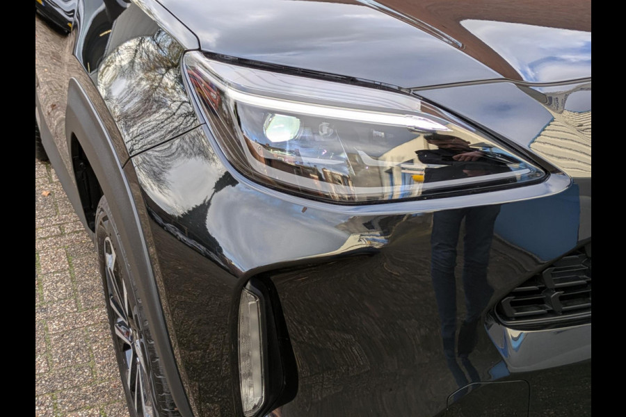 Toyota Yaris Cross 1.5 Hybrid 115 First Edition|Stoel/Stuurverwarming|Adaptive-Cruise|Keyless-Entry/Go|Lane-Assist