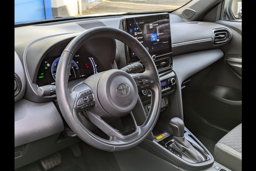 Toyota Yaris Cross 1.5 Hybrid 115 First Edition|Stoel/Stuurverwarming|Adaptive-Cruise|Keyless-Entry/Go|Lane-Assist