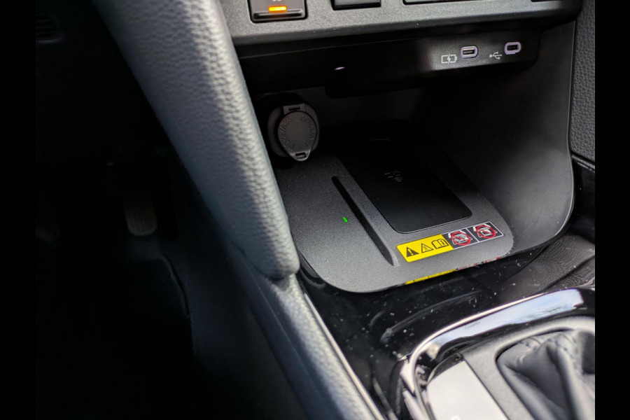 Toyota Yaris Cross 1.5 Hybrid 115 First Edition|Stoel/Stuurverwarming|Adaptive-Cruise|Keyless-Entry/Go|Lane-Assist