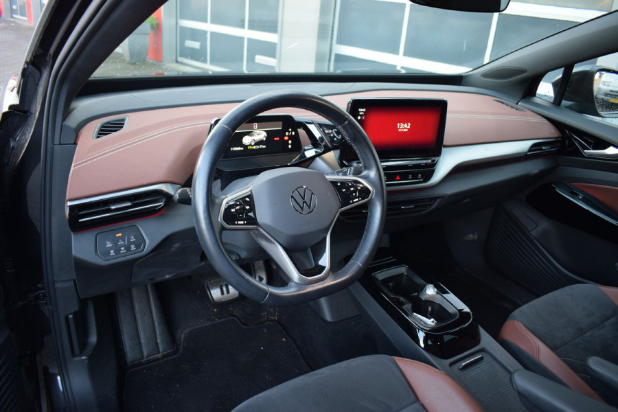 Volkswagen ID.4 Business 77 kWh | Trekhaak | Stuur- en Stoelverw. | Half Leer | 20” LM