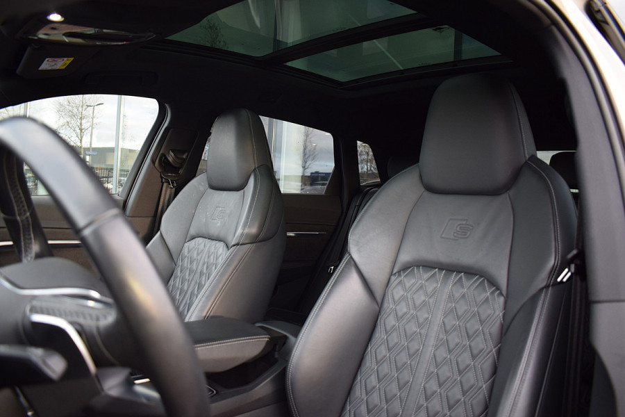 Audi e-tron 55 quattro S edition 95 kWh | 2x S-Line | RS Stoelen | Pano | B&O | Stoelverw.