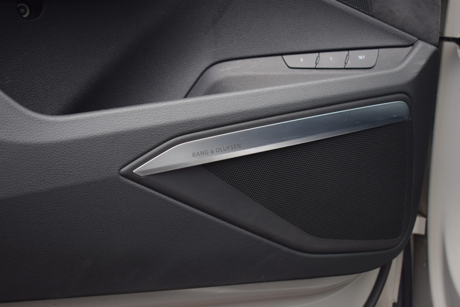 Audi e-tron 55 quattro S edition 95 kWh | 2x S-Line | RS Stoelen | Pano | B&O | Stoelverw.