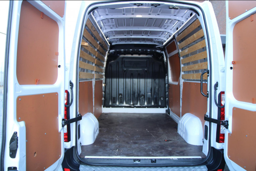 Renault Master T35 2.3 dCi 150PK L2H2 Trekhaak / Camera / App connect / 3 zits
