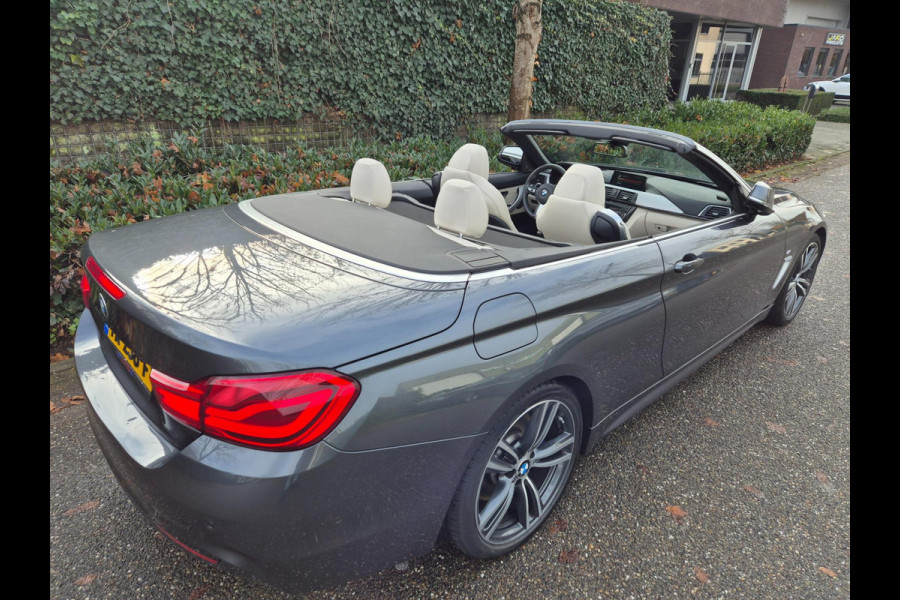 BMW 4 Serie Cabrio 330i M Sport Apple CarPlay 6WB Dig. DASH Elk.Stoelen Line Assist Dodehoek Camera 430i High Executive